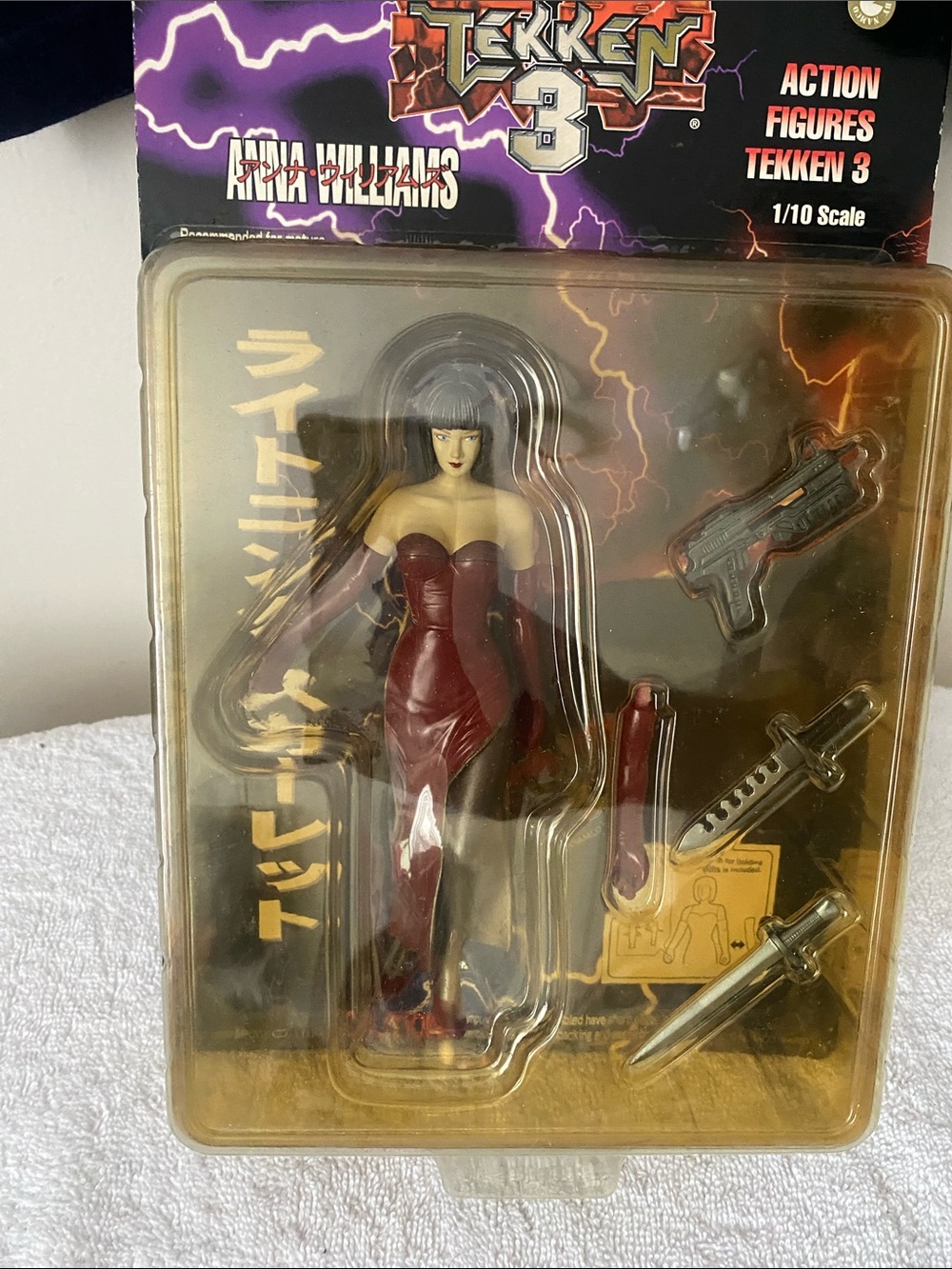 Tekken 3 Nina Williams Action Figure - Burgundy Outfit